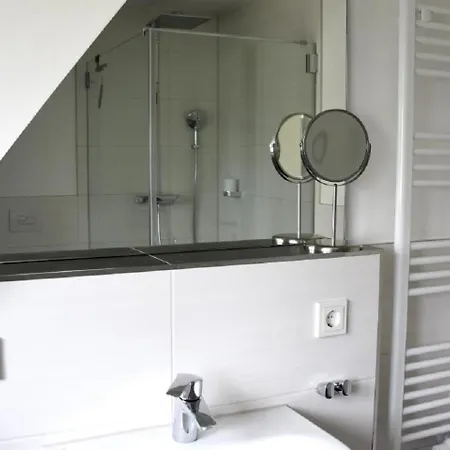 Dom wakacyjny Reetdachhaus Heimathafen2 Pepelow