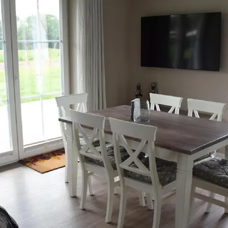 Reetdachhaus Heimathafen2 *