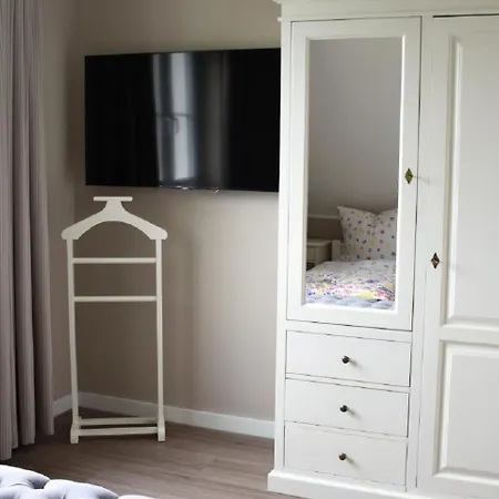 Reetdachhaus Heimathafen2 * Pepelow